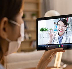  Axiomtek realizes telemedicine by panel PC to optimize intensive care